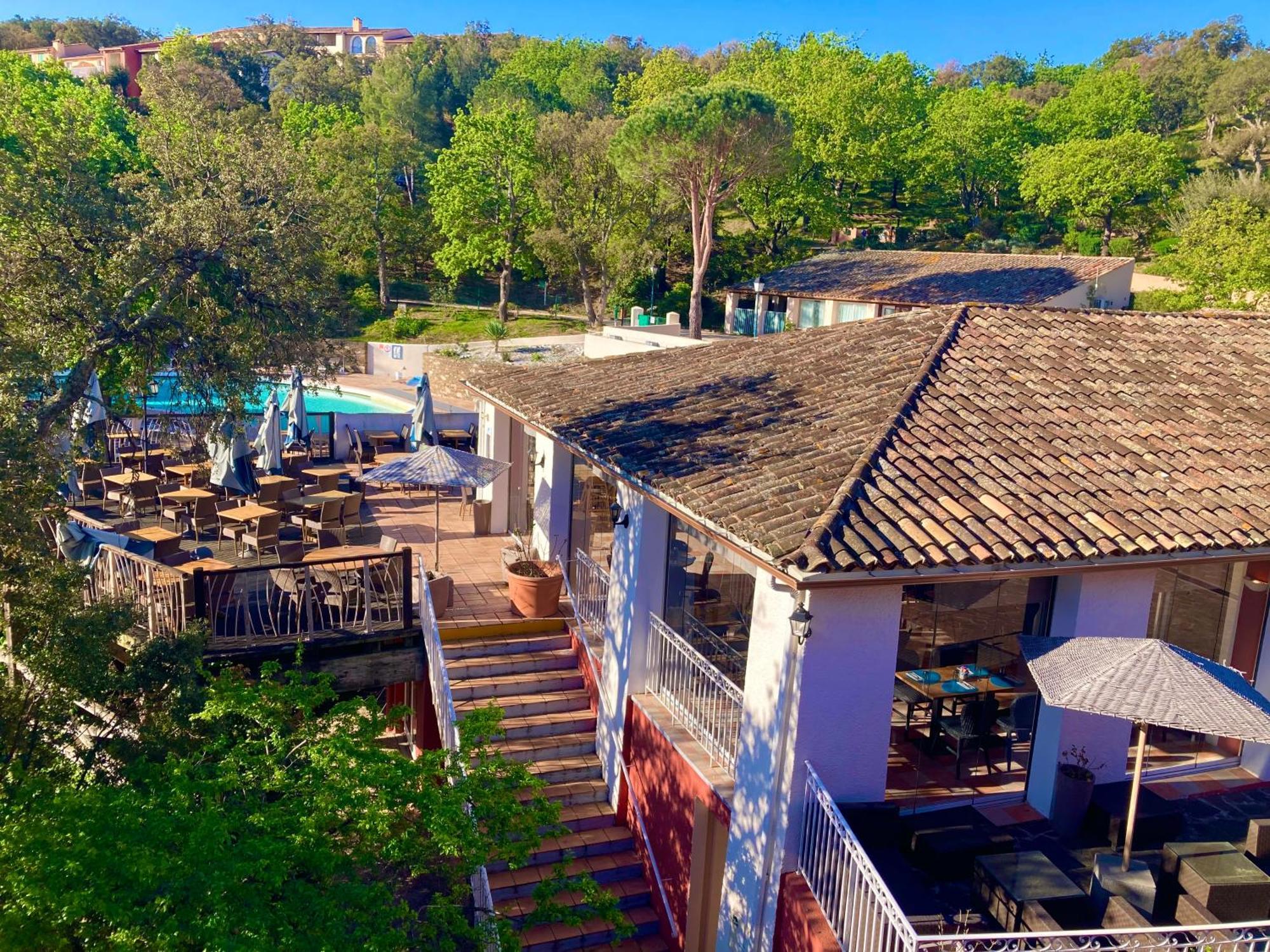 Les Restanques Vue Mer Pressoir 3131 Grimaud Bagian luar foto